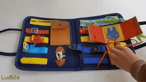 Tableau sensoriel Montessori, éducatif pour enfant 0-7ans : Explorez et Apprenez en S'Amusant